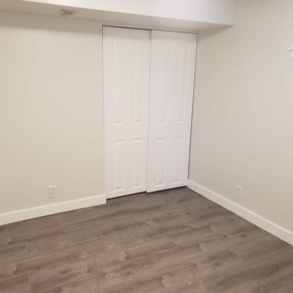 802 E 350 N #1 - Photo 3 of 12