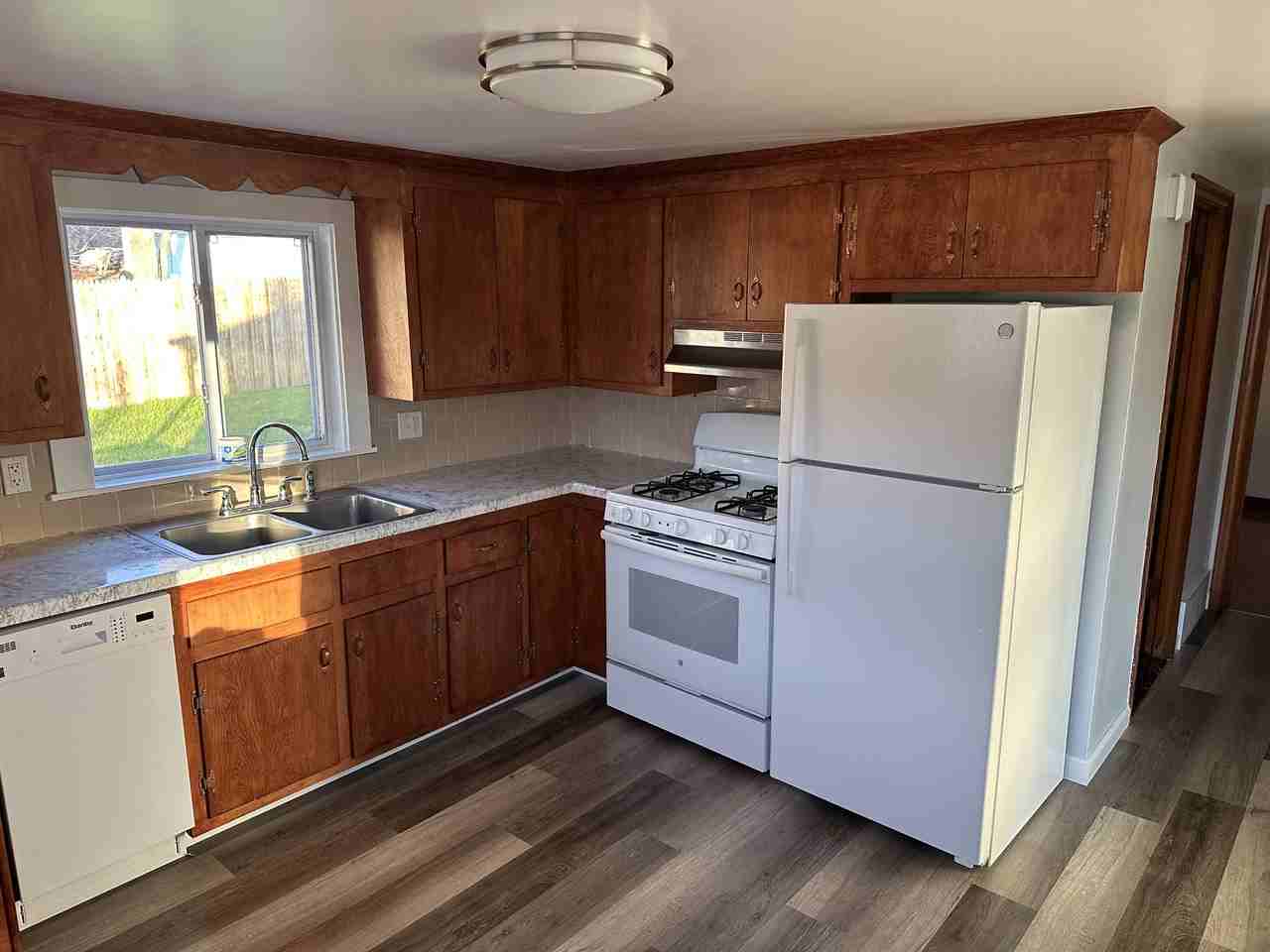 89 Baker Rd W #2 - Photo 3 of 7