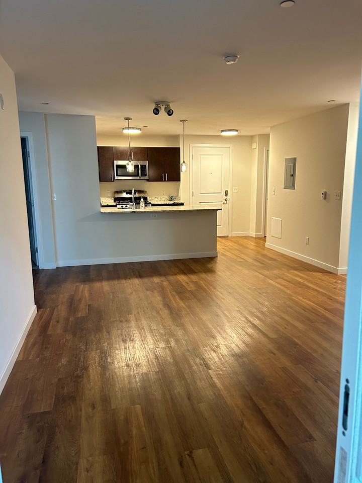 3336 Fairfield Ave #314 - Photo 2 of 8