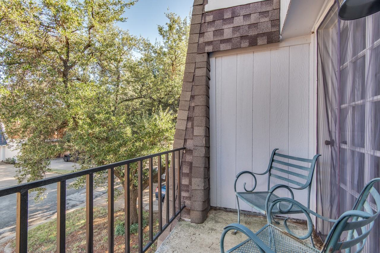 2100 Fleur De Lis Ct #NA - Photo 6 of 18