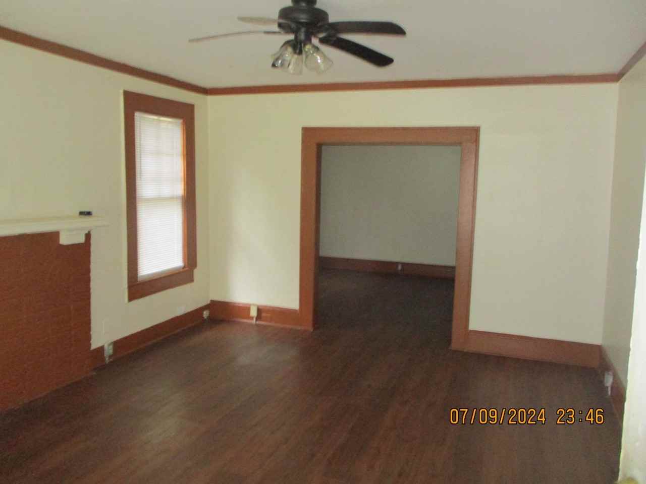 618 W 2nd Ave - Photo 2 of 7