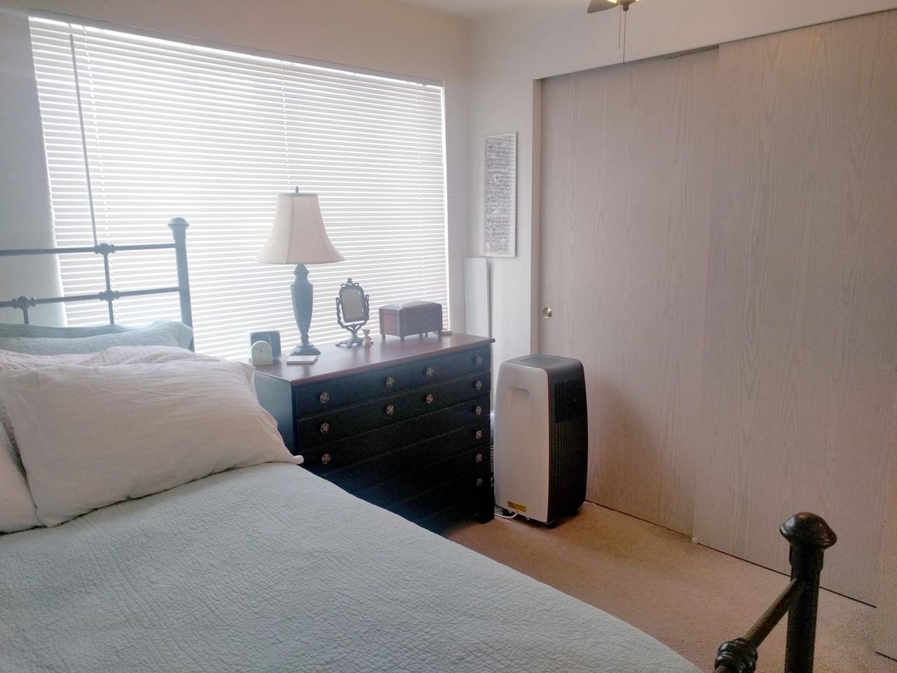 1835 Queen Anne Ave N #201 - Photo 7 of 11