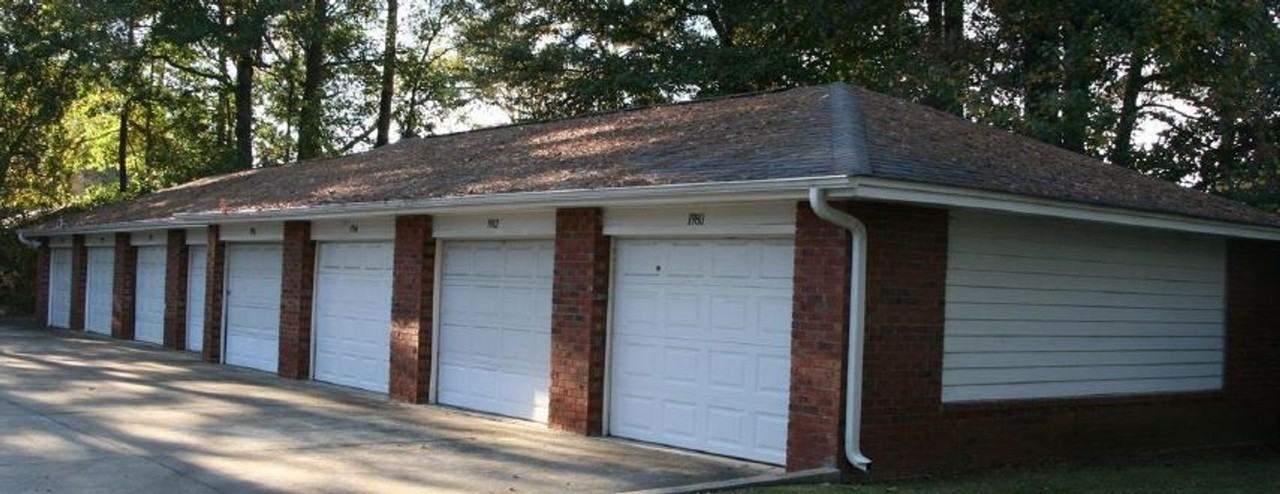 Waterforde Place Apartments - Photo 6 of 7