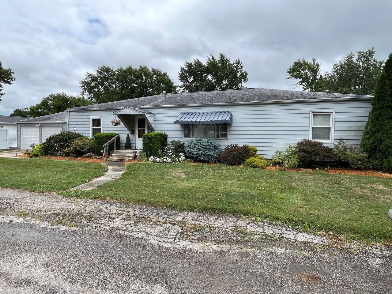 dc1003 - Photo 3 of 23