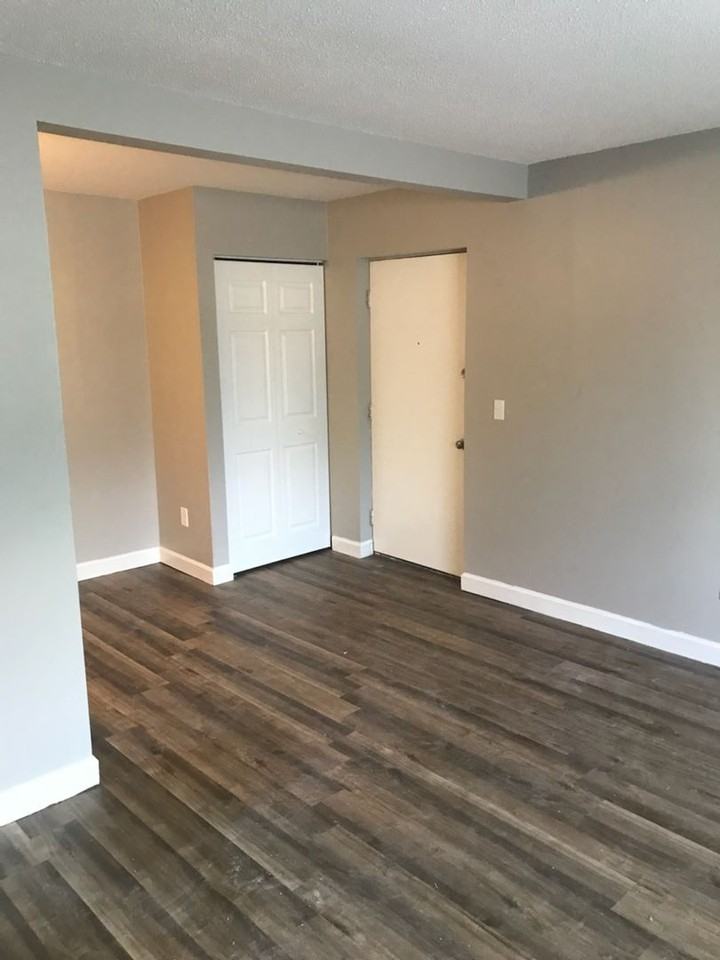 Erie Shores Apartments - Photo 7 of 24