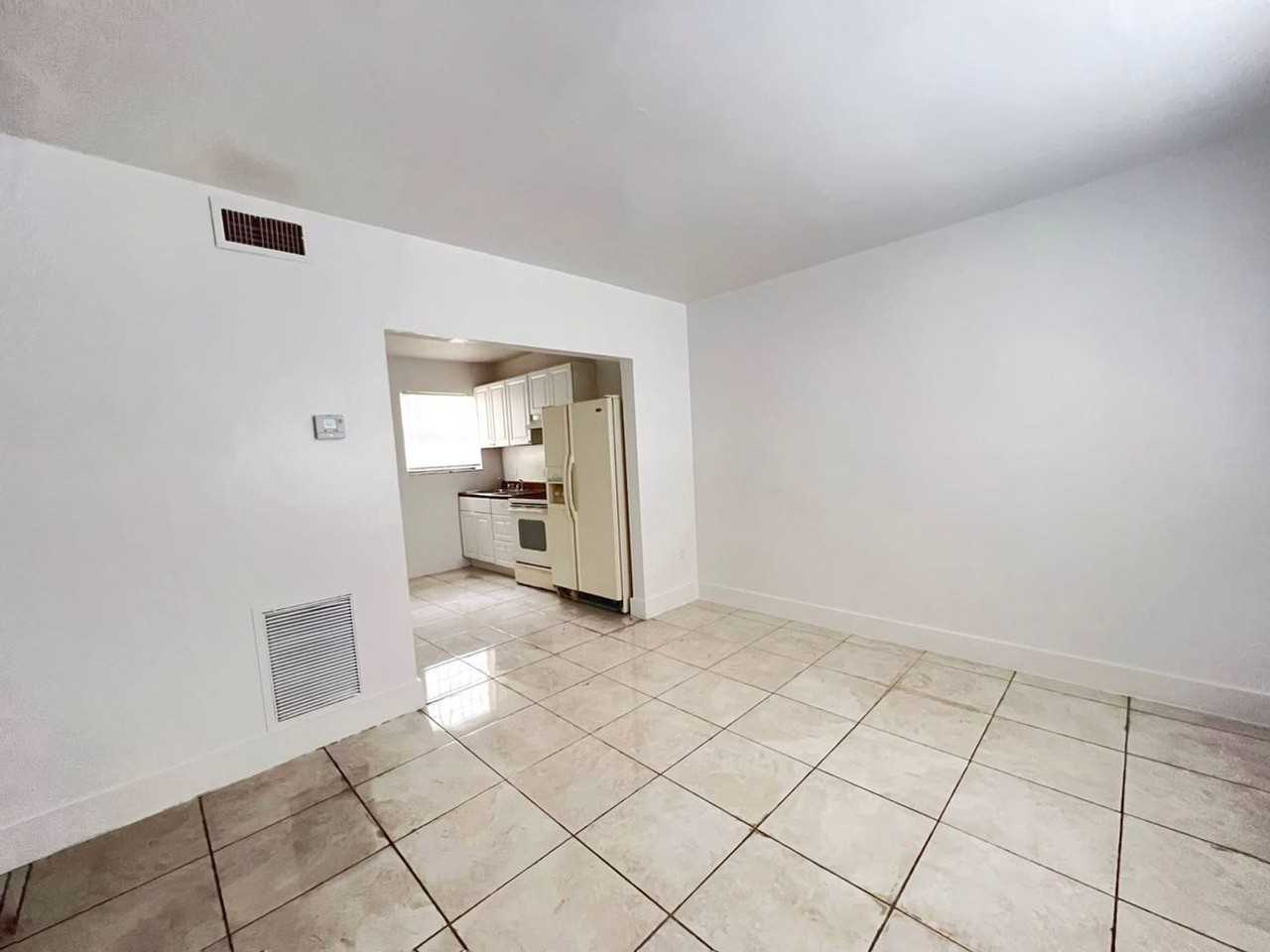 Welcome to Allapattah Living - Photo 3 of 9