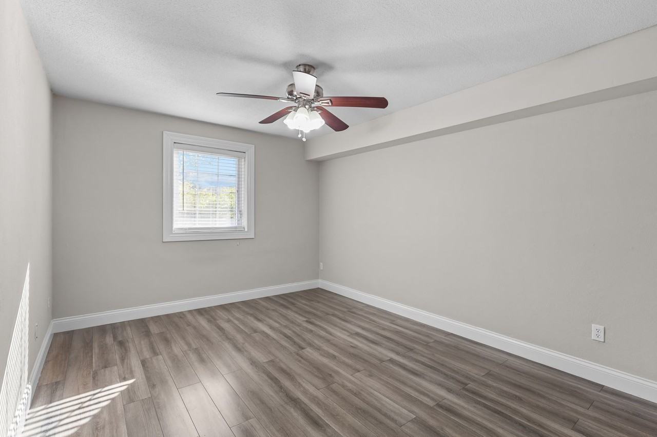 8717 Watson Rd - Photo 6 of 15