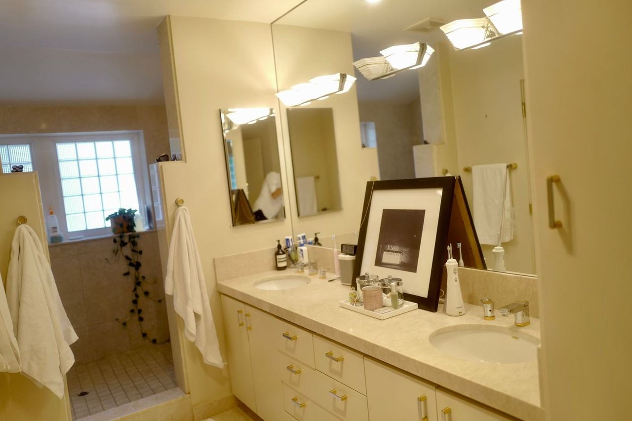 405 Hermosa Pl - Photo 4 of 43