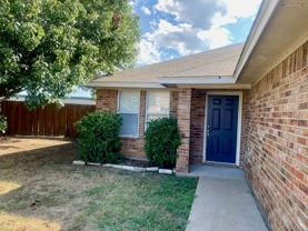 305 Schumacher Dr - Photo 1 of 1
