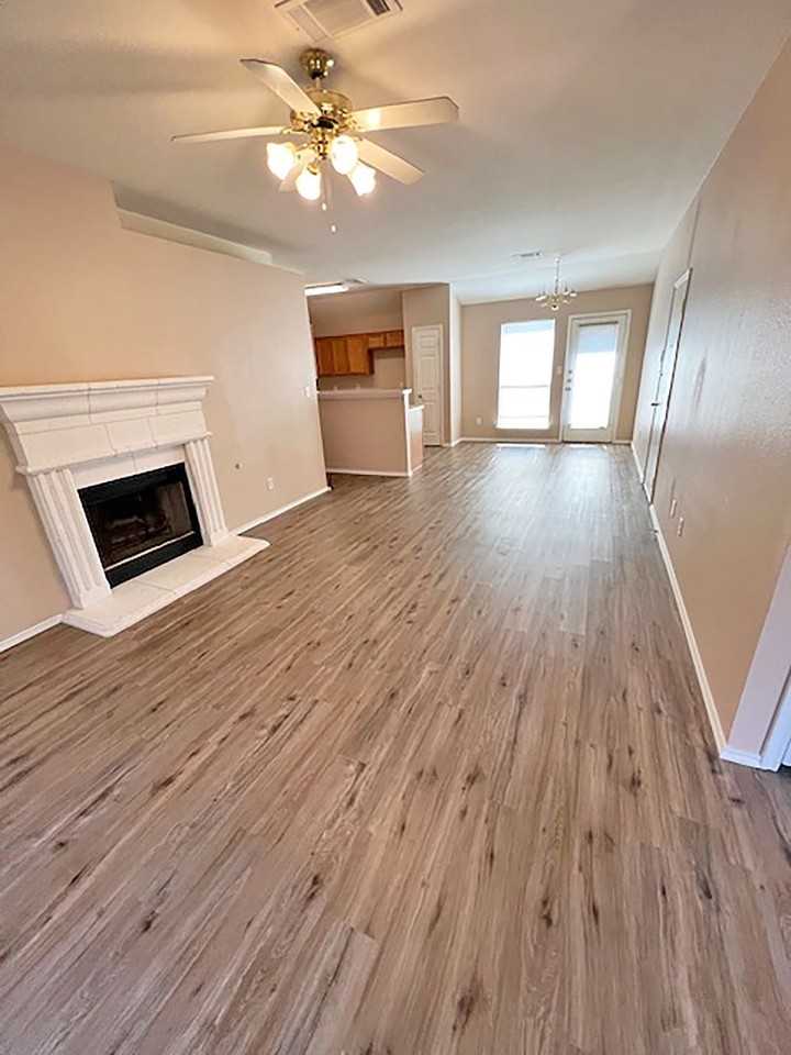 821 Savage Drive - Photo 5 of 14