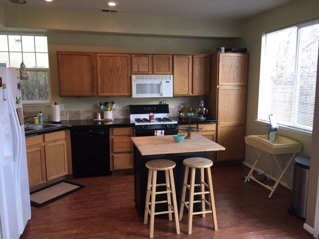 2141 Soldier Pass Ct - Photo 4 of 11