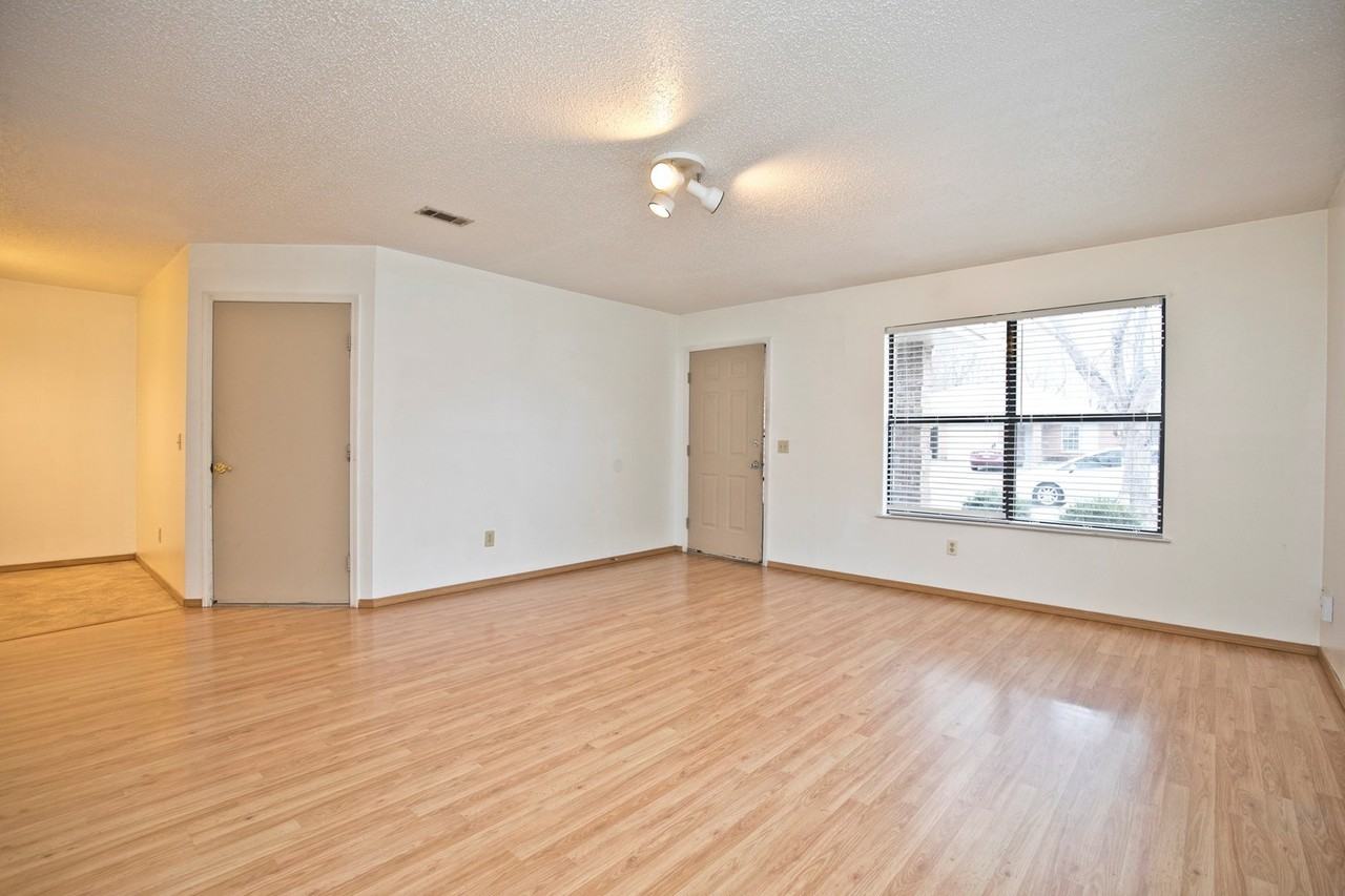 5905 Sara St #A - Photo 2 of 18