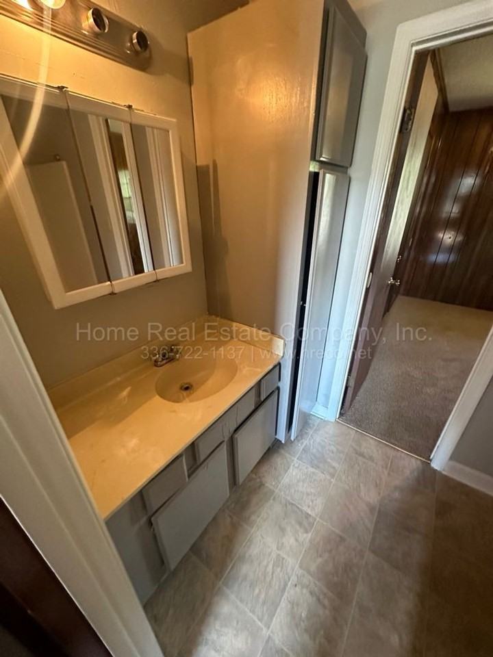 406 Spaugh St #D - Photo 4 of 7
