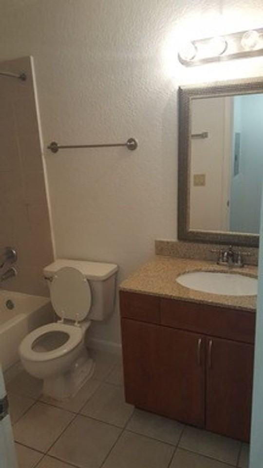 11594 Westwood Blvd - Photo 7 of 21