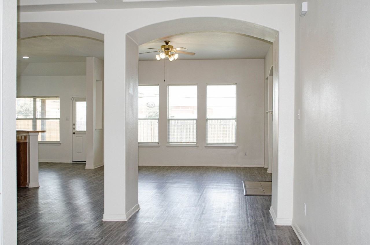 1108 Delia Chappa Lane - Photo 6 of 24