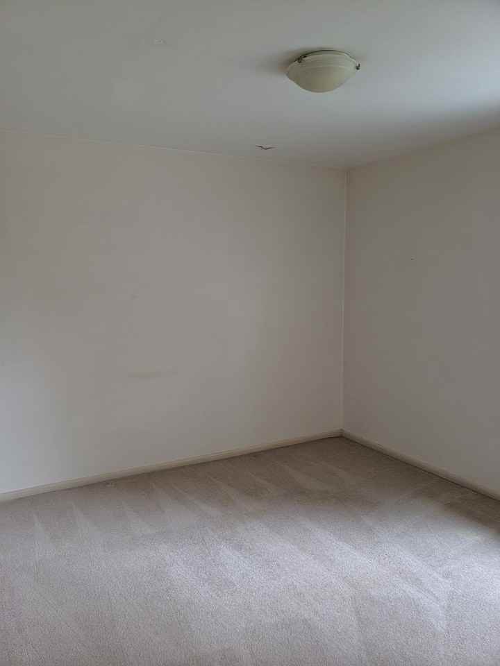 111 Ne 92nd St - Photo 7 of 12