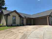 290 Monmouth Dr - Photo 1 of 1