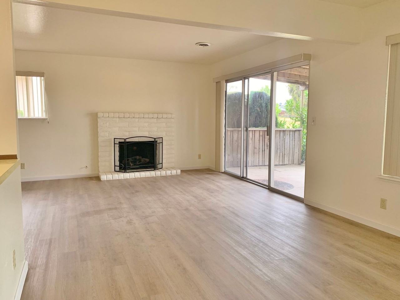 140 Villa Pacheco Court - Photo 5 of 22