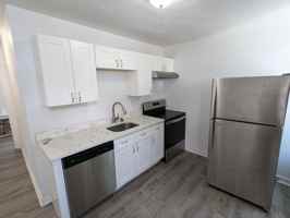 featured image of 1803 Davis Ave