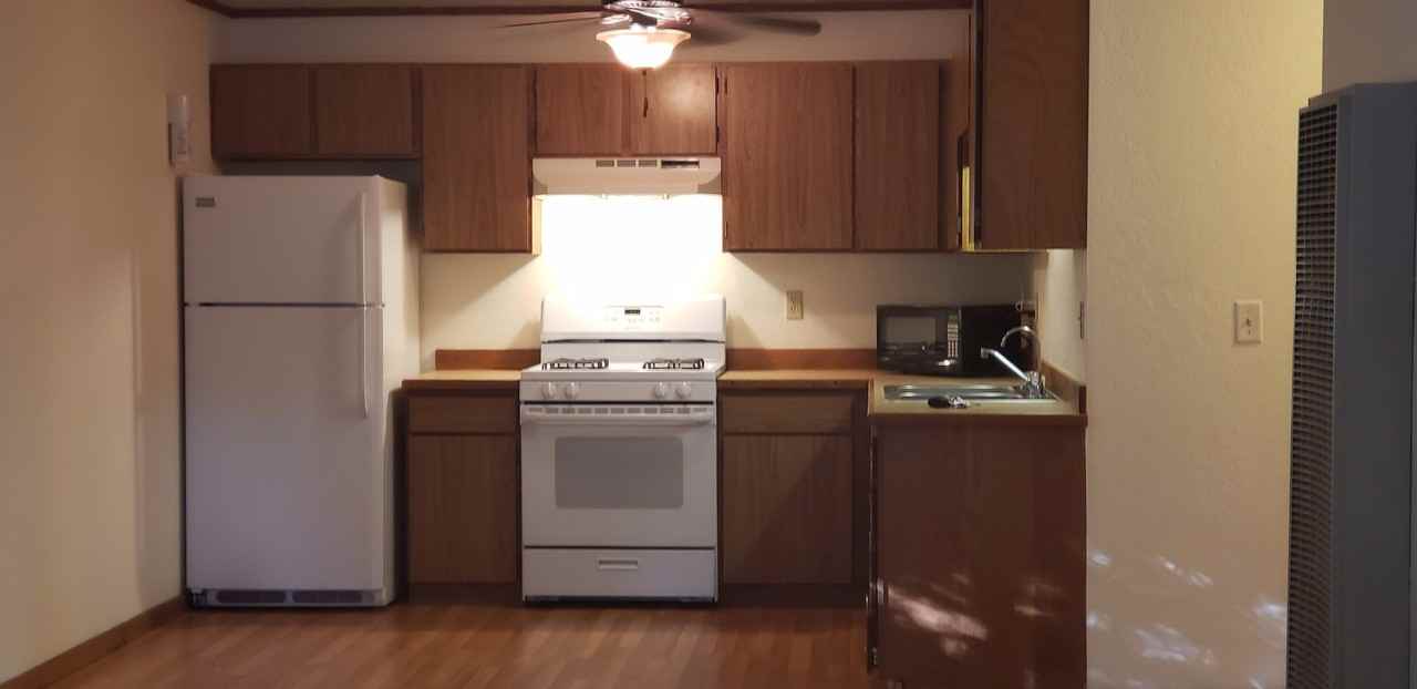 2260 Terrace Ave #A - Photo 7 of 22