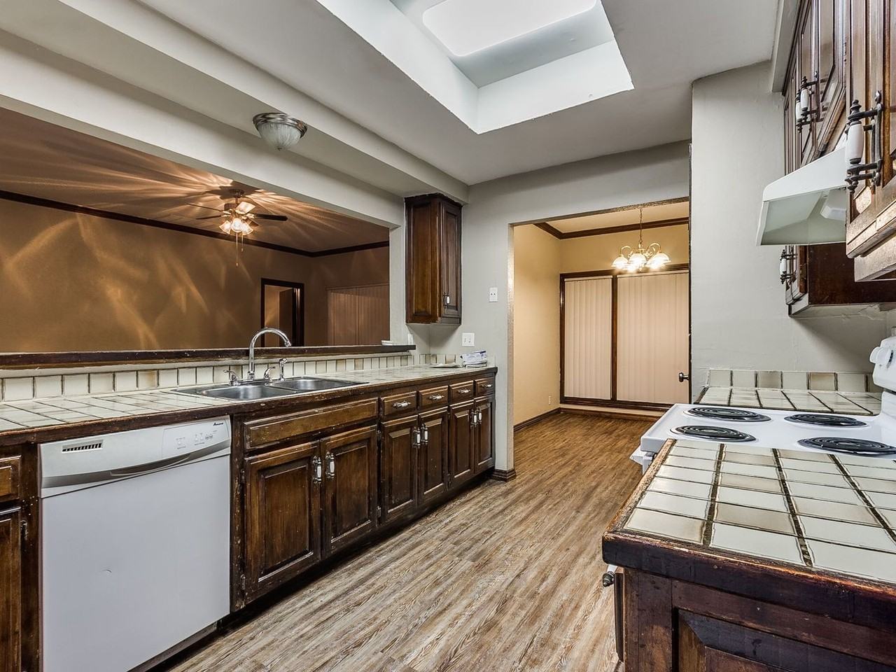 Eagle Crest Apartments - Photo 6 of 50