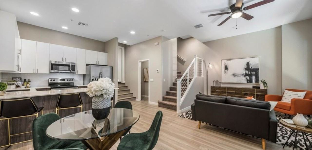 2335 E Utopia Rd #11 - Photo 4 of 31