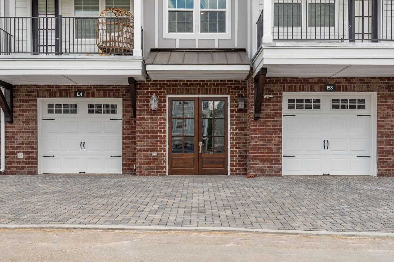3000 Vintage Green Ln - Photo 2 of 31