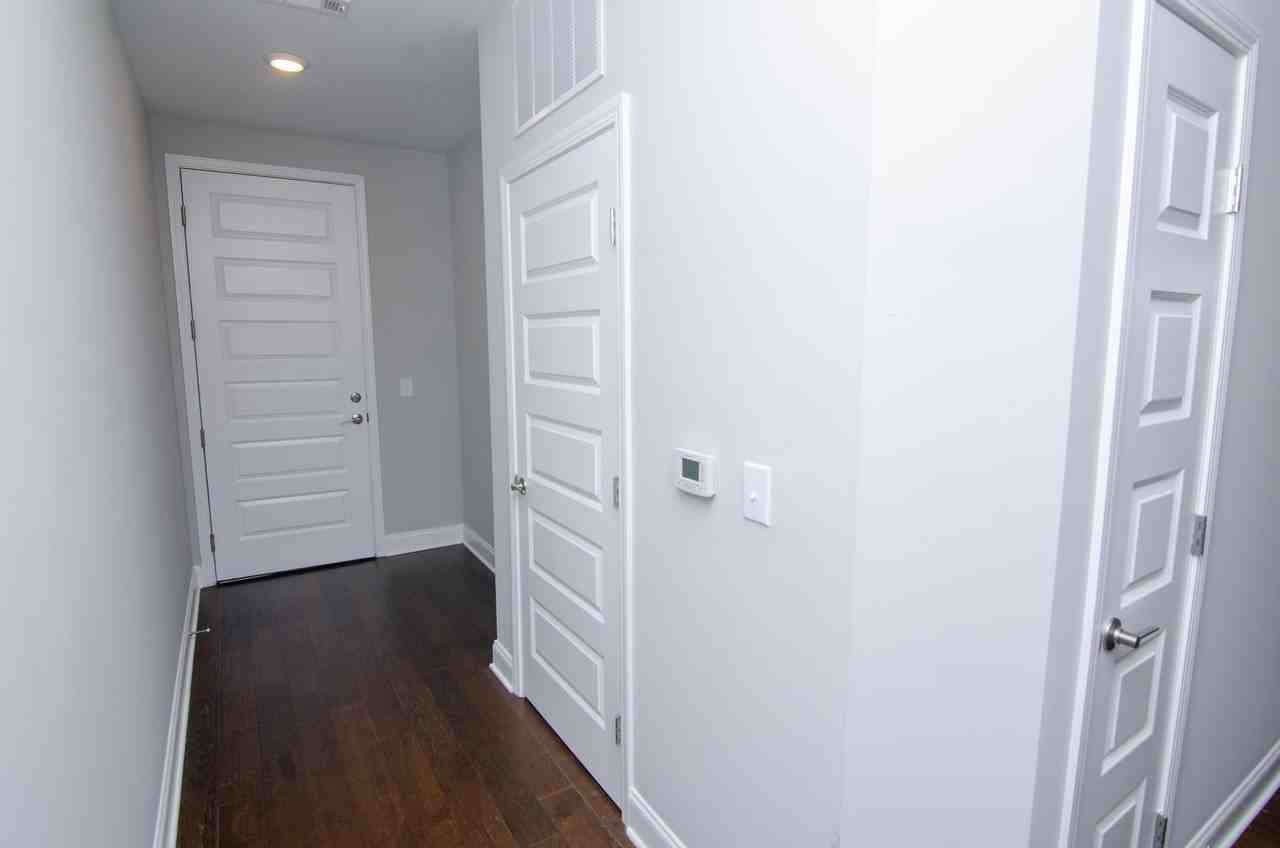 3000 Vintage Green Ln - Photo 3 of 31