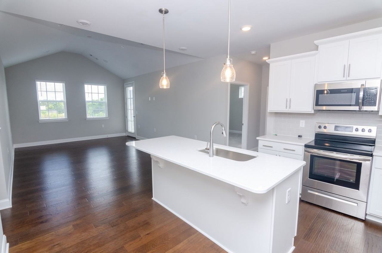 3000 Vintage Green Ln - Photo 5 of 31