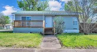 715 Valley Rd - Photo 1 of 1