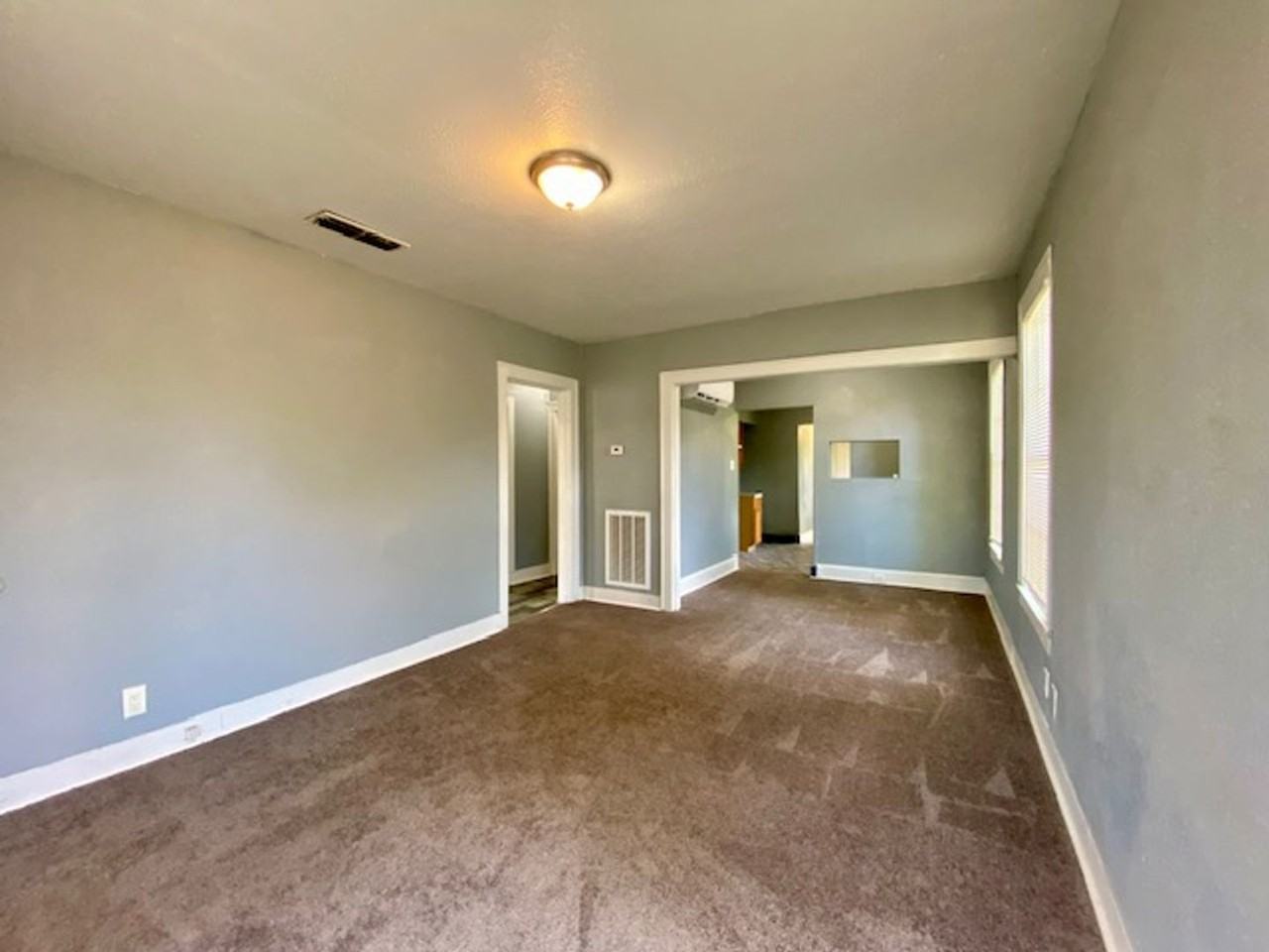 2937 Abbie St - Photo 3 of 9