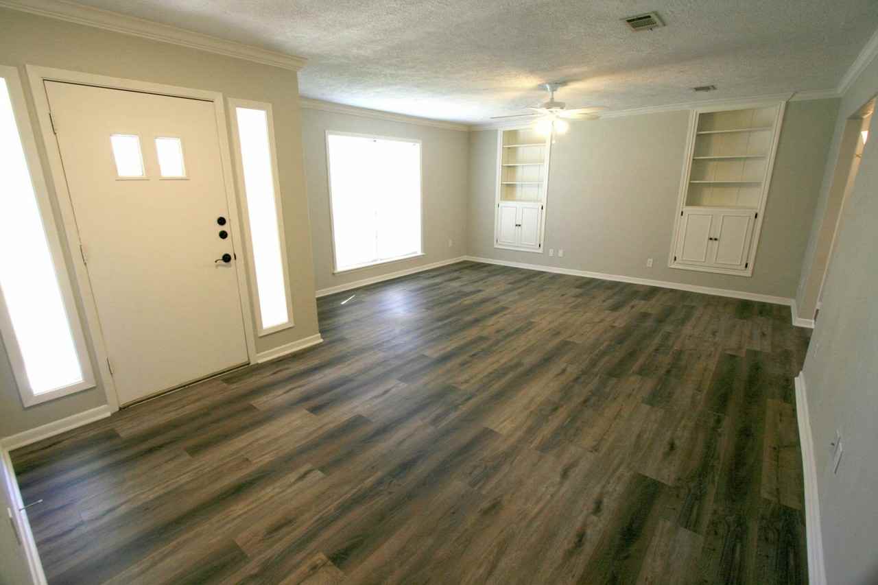 2301 Raintree Dr - Photo 5 of 25