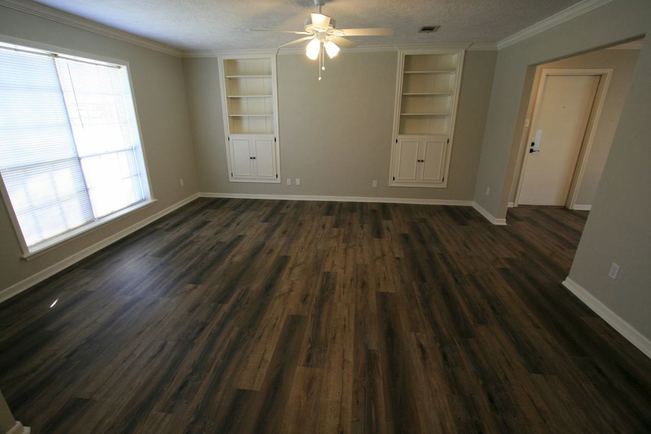 2301 Raintree Dr - Photo 6 of 25