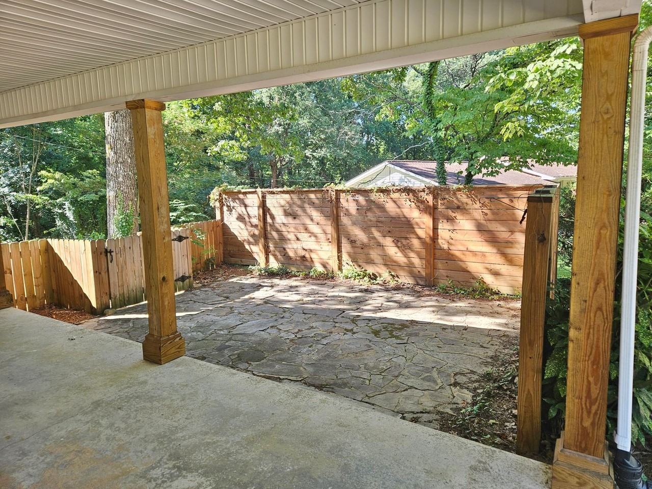 1746 Highland Dr Nw - Photo 3 of 15
