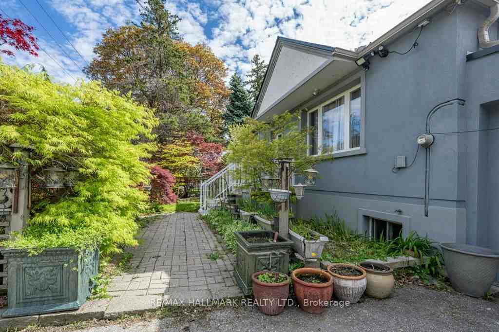690 Birchmount Road #690 - Photo 2 of 12