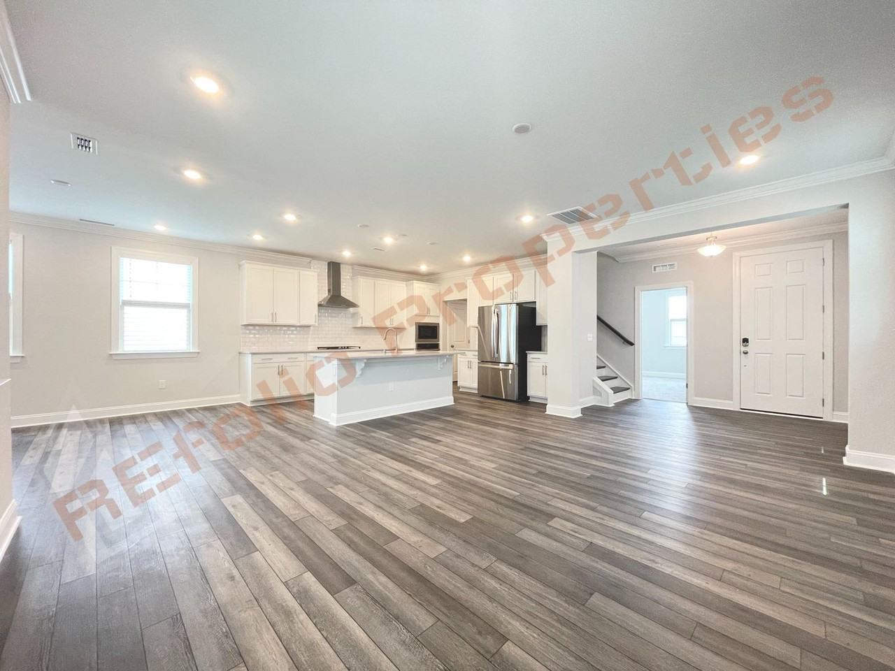 105 Moraine Ct - Photo 3 of 33