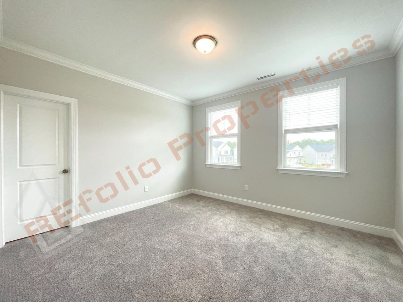 105 Moraine Ct - Photo 5 of 33