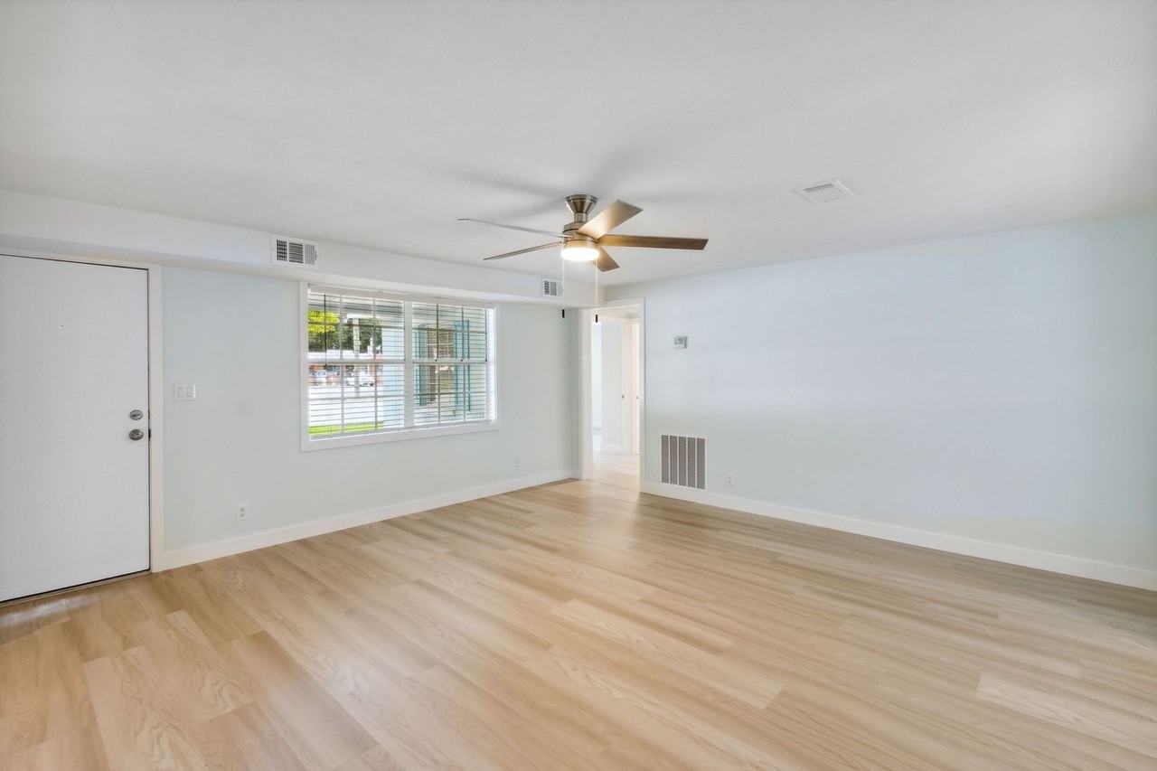 210 South 14th Street #A - Photo 4 of 30