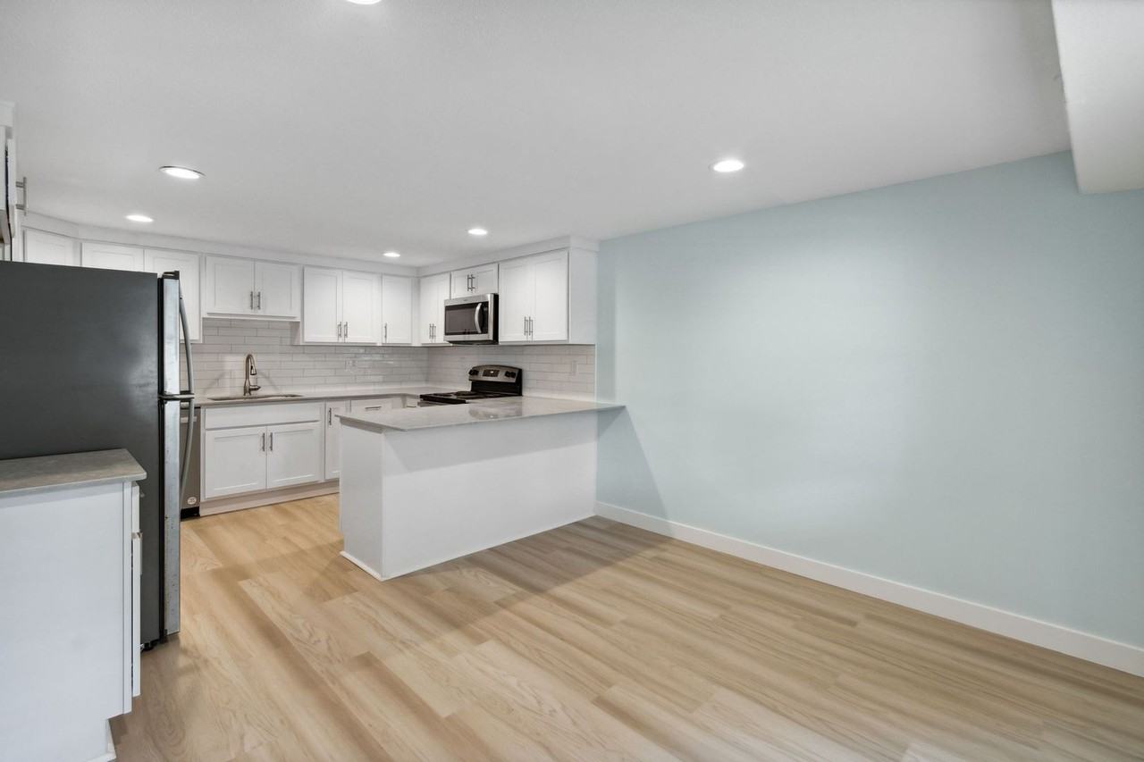 210 South 14th Street #A - Photo 5 of 30