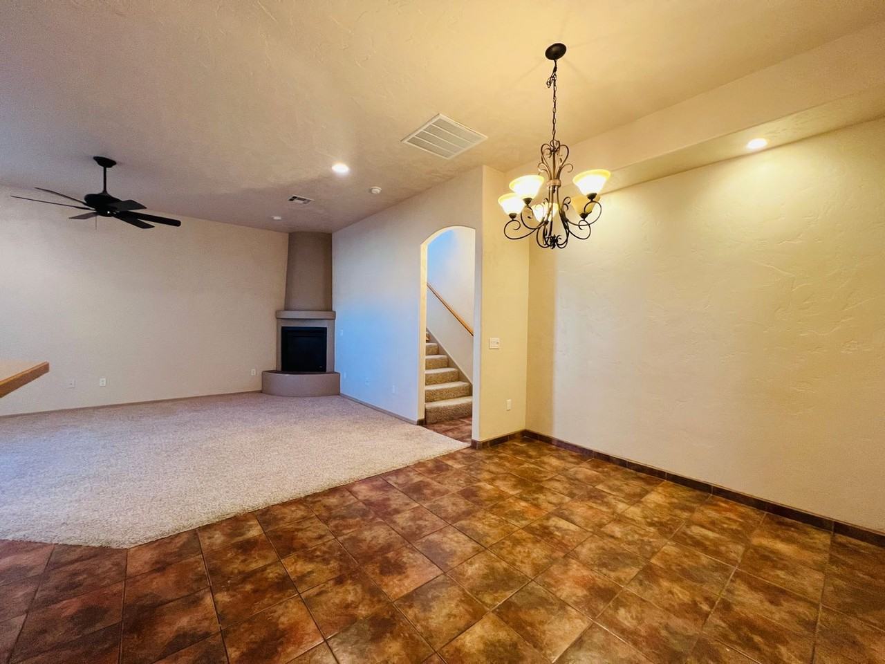 1252 Mission Nuevo Dr - Photo 3 of 22