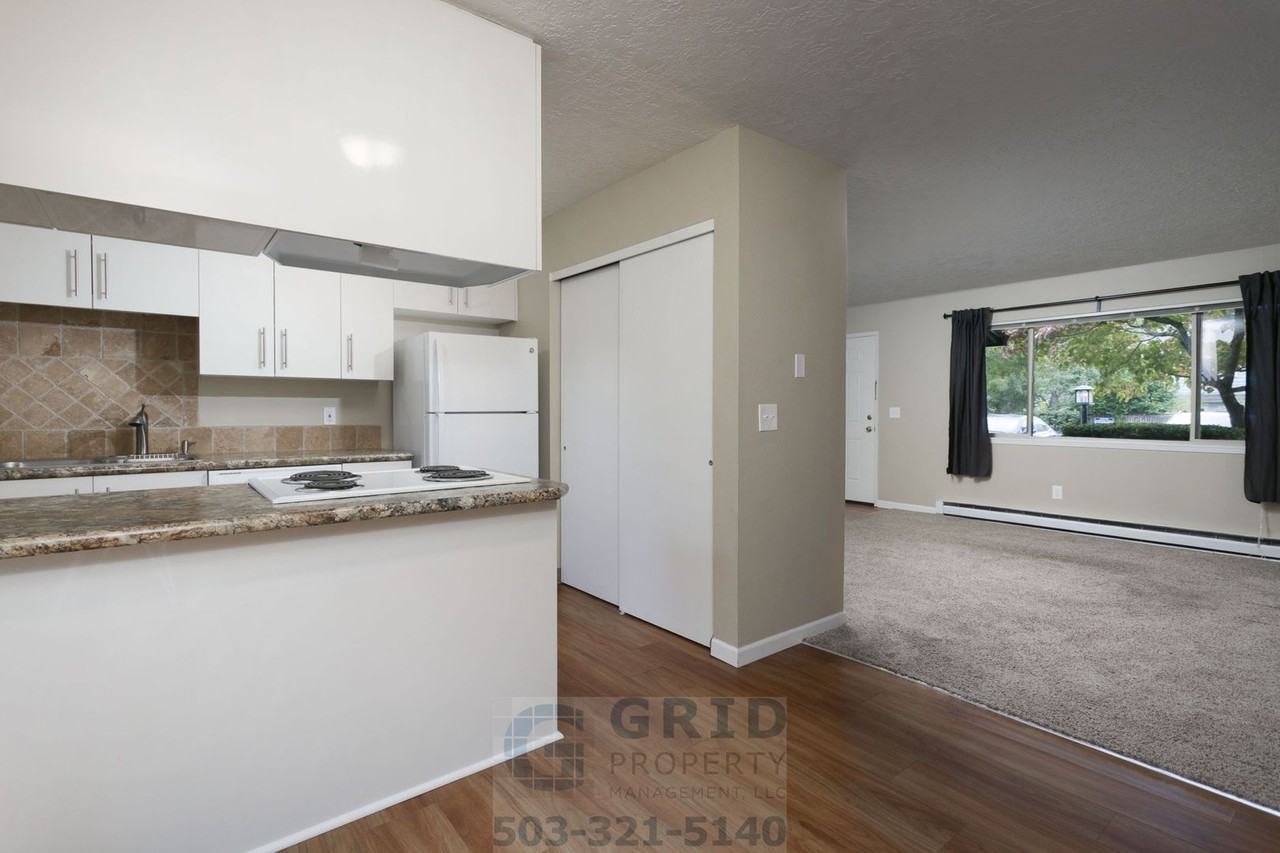 5105 Se Stark St #A - Photo 4 of 22