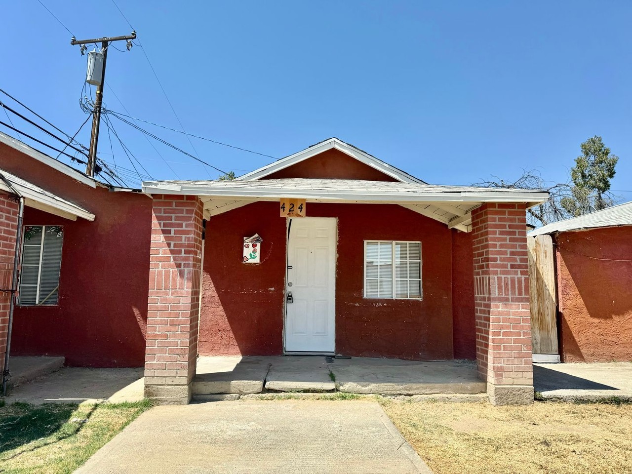 424 E Kern Ave - Photo 5 of 9