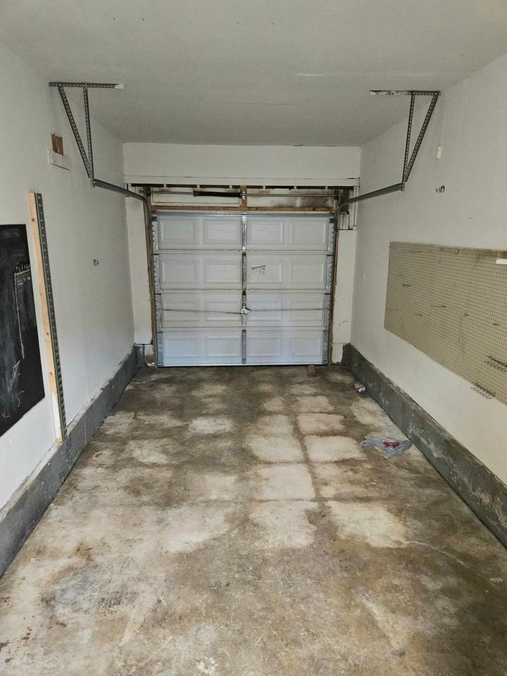 1410 Redondo Dr - Photo 4 of 20