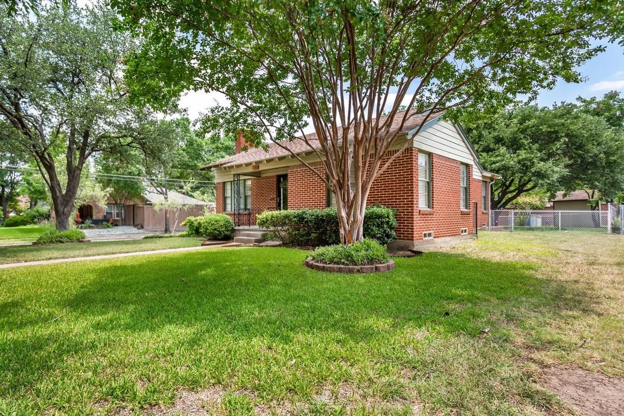 1500 Hollywood Ave - Photo 3 of 29