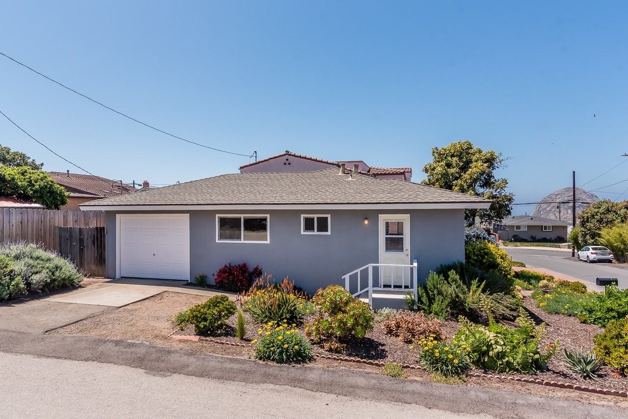 902 Pecho St - Photo 2 of 10