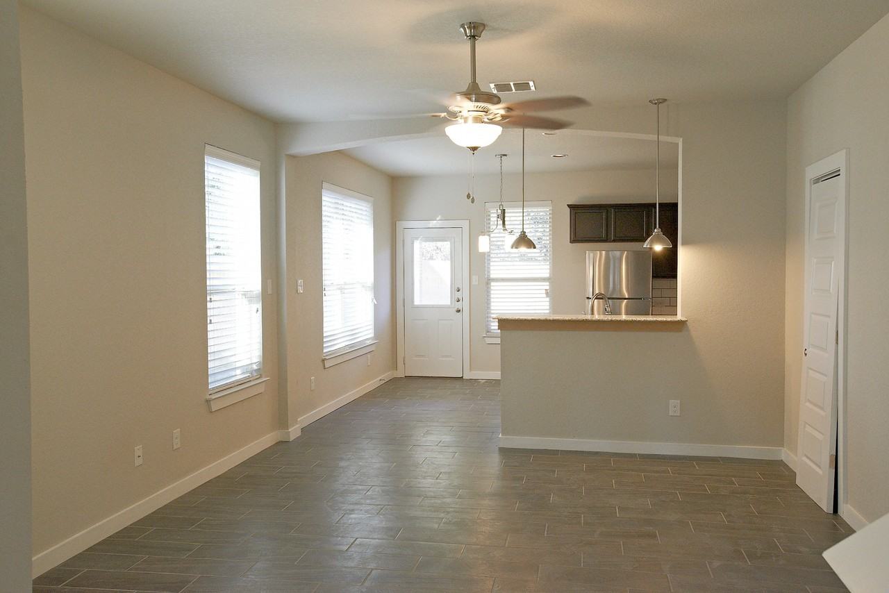 7110 Faith Way #101 - Photo 2 of 11
