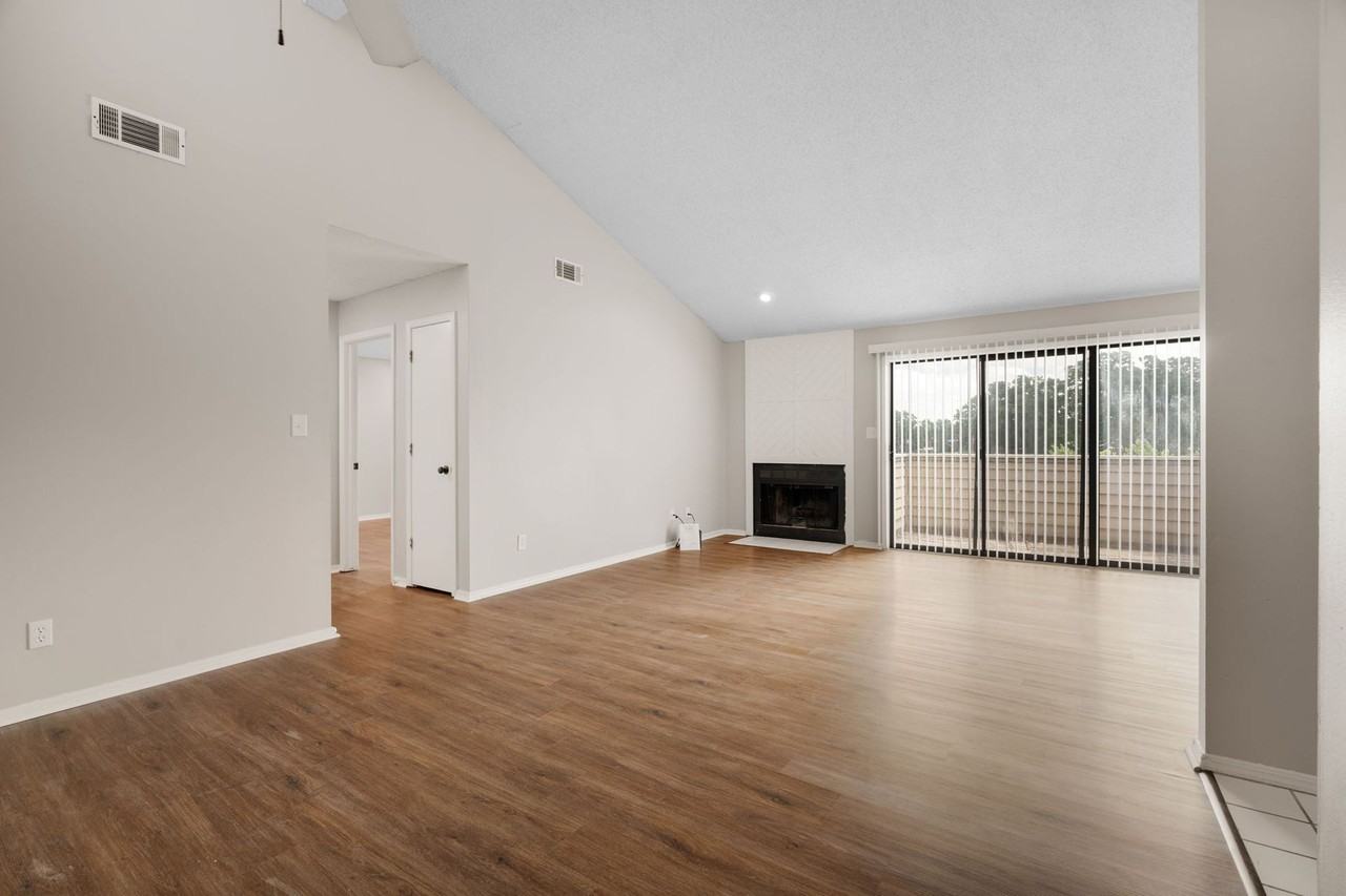 Welcome Home to Fairway at Fianna Hills – Fort Smith Living with a Scenic View - Photo 7 of 32