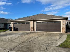 featured image of 2210 Arlington Dr