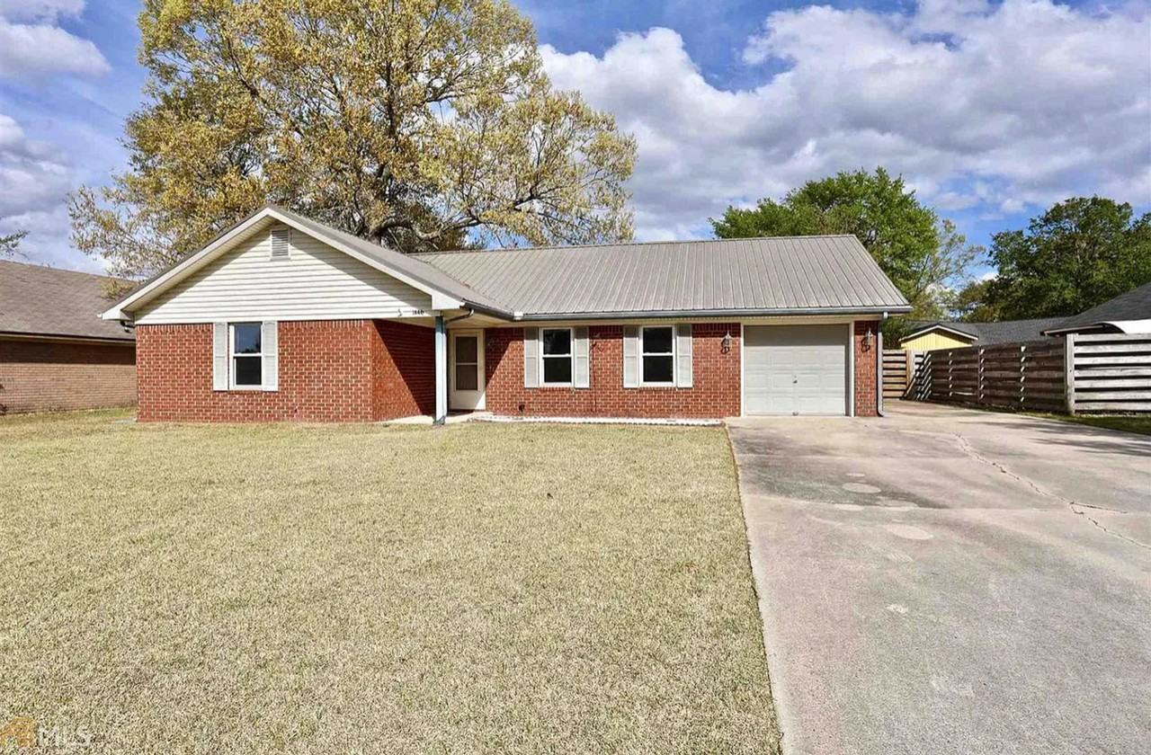1446 Coalition Cir - Photo 2 of 10