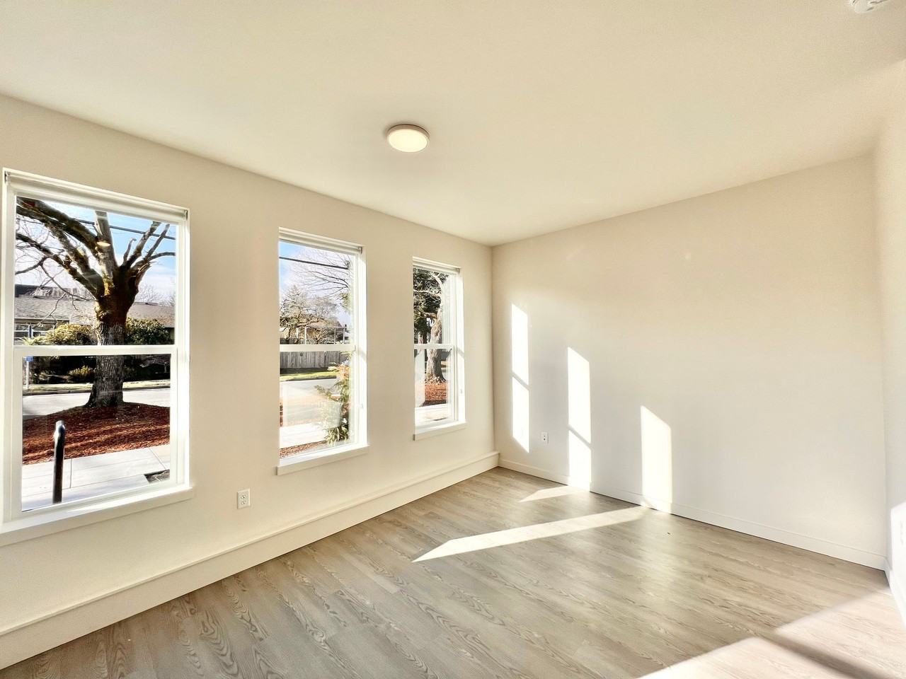 L0529 - Drummond Townhomes 2 - Photo 7 of 24